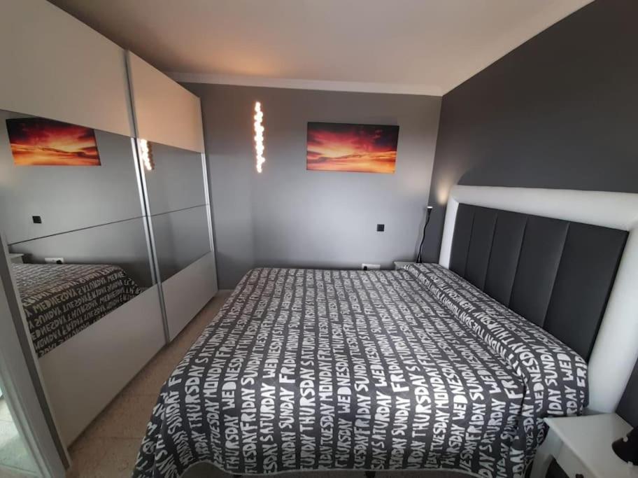 Traumhafte Wohnung Mit Panoramablick Und Pool ปลายา เดล อิงเกลส ภายนอก รูปภาพ