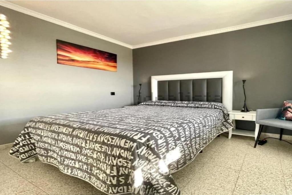 Traumhafte Wohnung Mit Panoramablick Und Pool ปลายา เดล อิงเกลส ภายนอก รูปภาพ